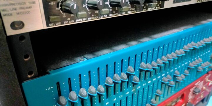Akashic Music Production の機材写真、EQ